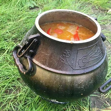 캠프장 Jahbazaar